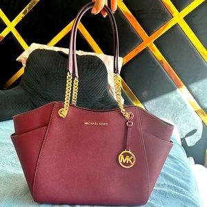 SOLD Michael Kors Jet Set Travel Large Chain Shoulder Tote In Merlot